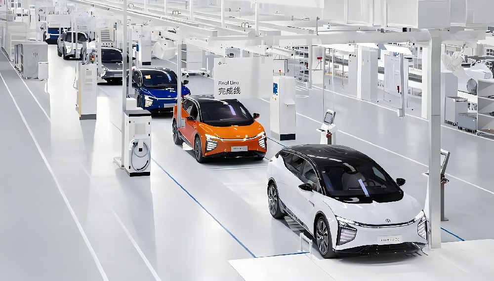 “重庆造”新能源汽车用上“重庆芯”